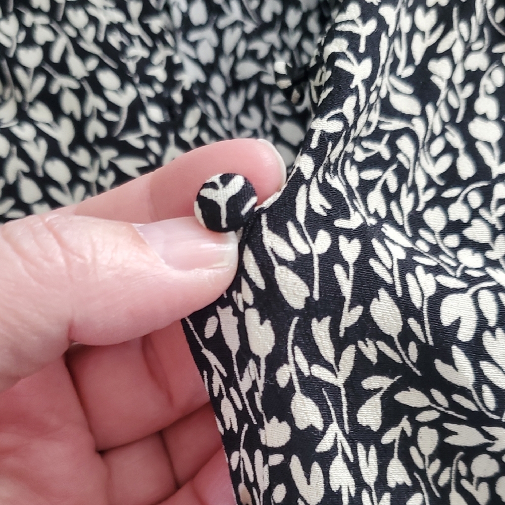Mango Flower Patterned Blouse - Picture 7 of 10